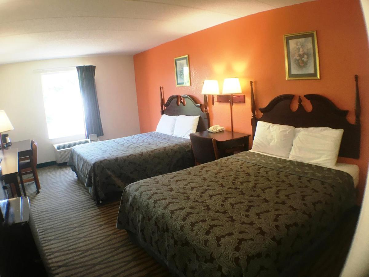 President Inn & Suites Γκέτισμπεργκ Εξωτερικό φωτογραφία